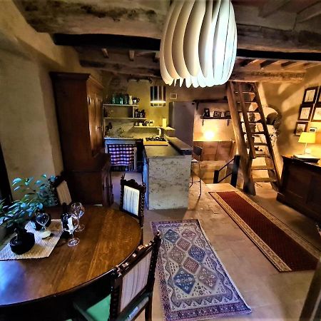 Incantevole Casa Sul Fiume, Relax E Natura Ai Piedi Della Alpi Apuane Massa  Luaran gambar