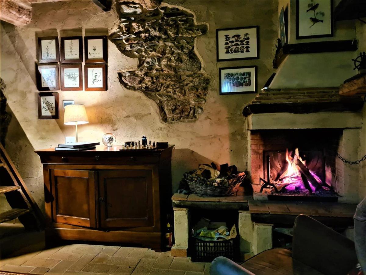 Incantevole Casa Sul Fiume, Relax E Natura Ai Piedi Della Alpi Apuane Massa  Luaran gambar